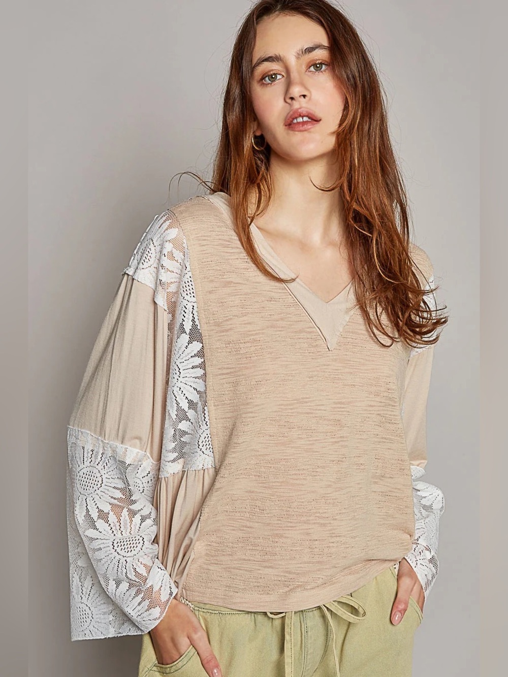 POL Women's Beige Lace-Sleeve V-Neck Top Size Medium